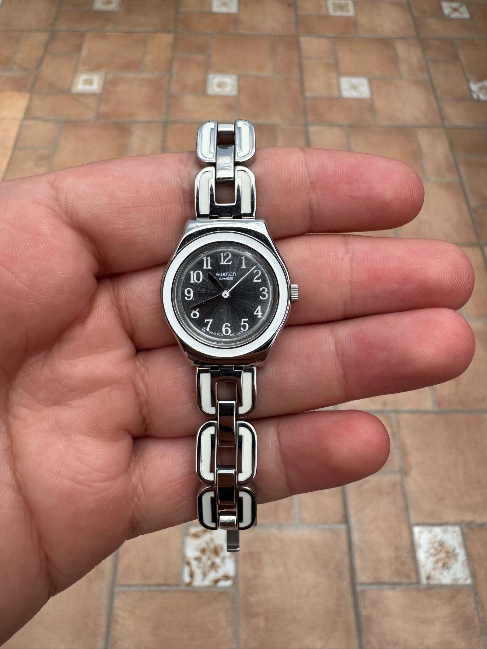 Reloj swatch vintage women grey